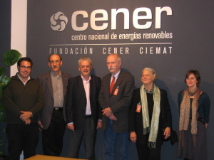 Los prestigiosos arquitectos Thomas Herzog y el físico Stephen Seltkowitz han visitado hoy CENER, donde han sido recibidos por Fernando Sánchez (Director Técnico) y Florencio Manteca (Director CIBARQ 10)
